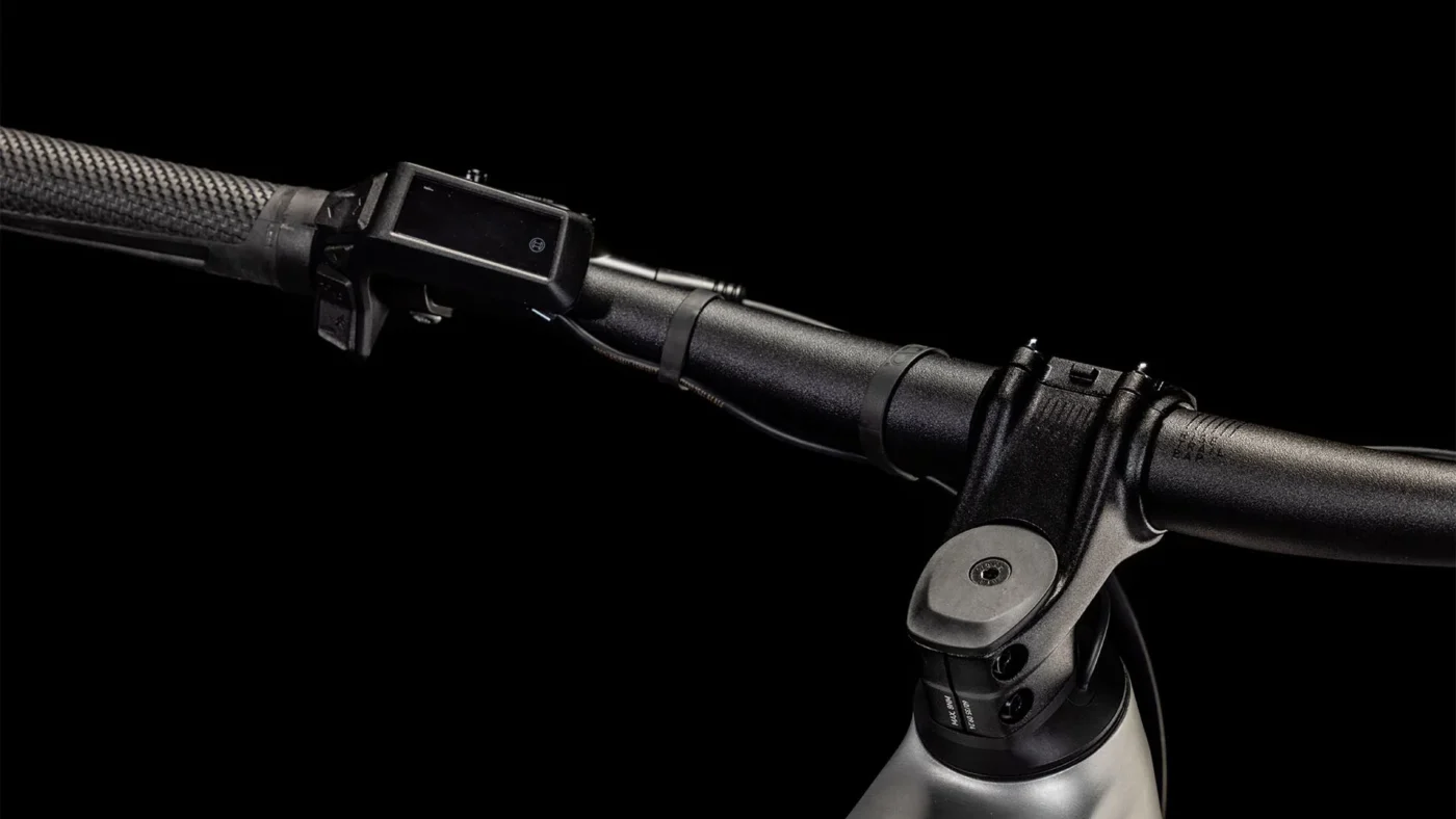 Cube Reaction Hybrid ONE 800 silver´n´black (2025) 1