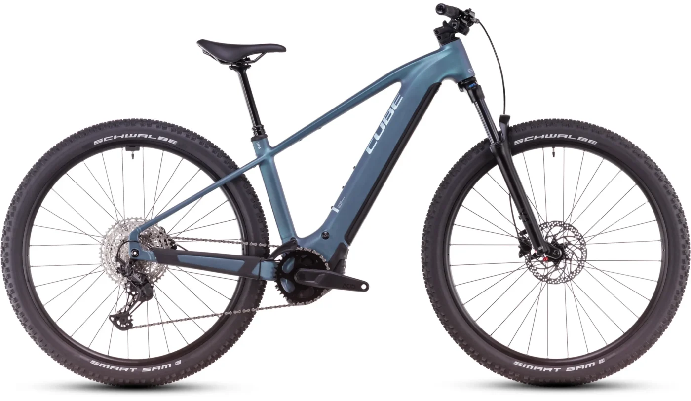 Reaction Hybrid Pro 800