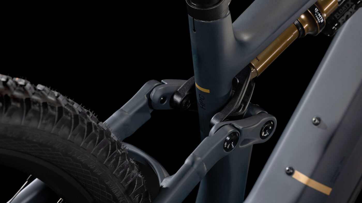 Cube Stereo Hybrid ONE44 HPC AT 800 carbon´n´gold 4