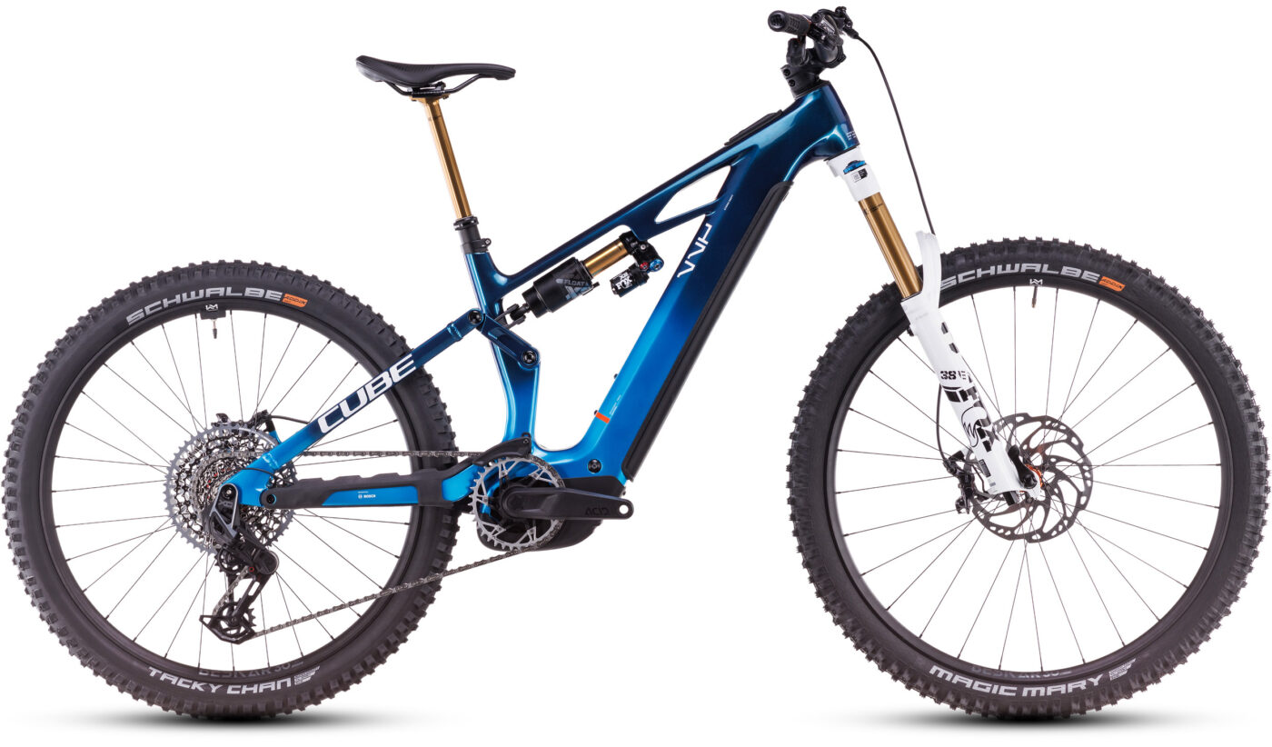Stereo Hybrid ONE77 HPC AT 800 actionteam