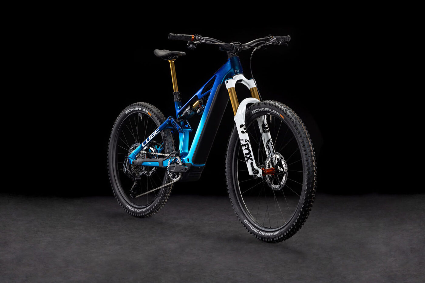 Cube Stereo Hybrid ONE77 HPC AT 800 actionteam 0
