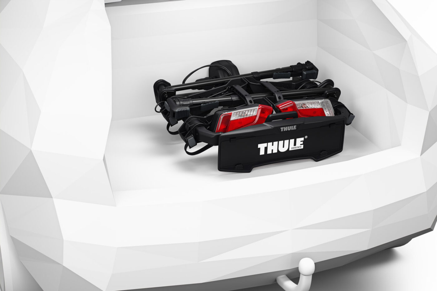 Large ThuleOutPace EROW 2B Iso P OC Storageintrunk 9012100.jpg